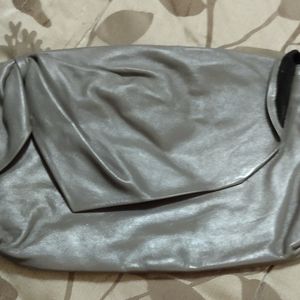 Strappless Hand bag